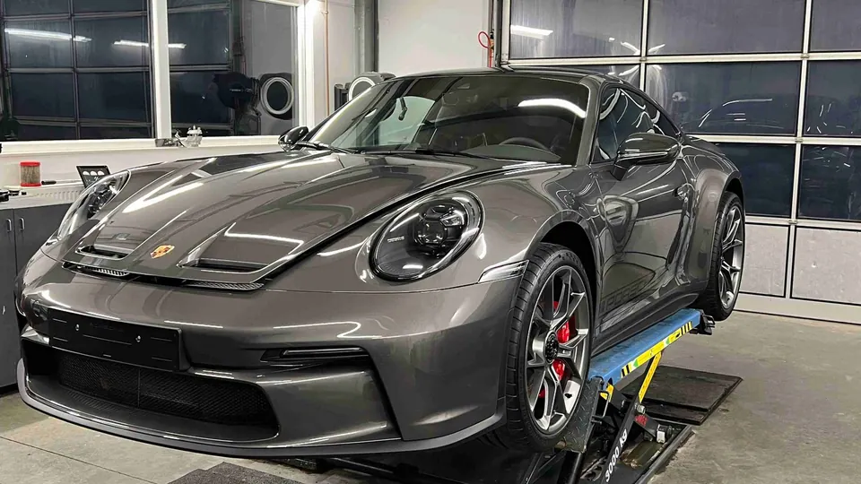 Porsche 911 Grey